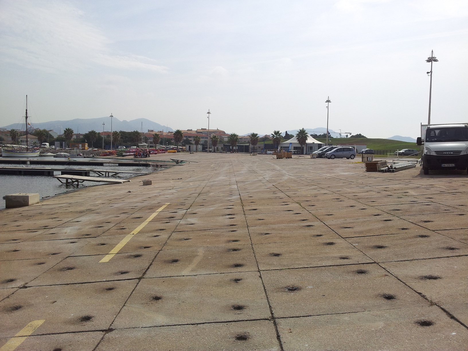 U shaped venue for sailing in Marseilles